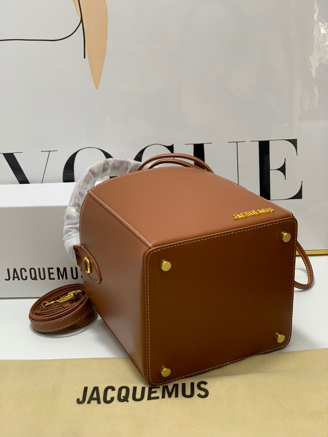 Bagsaaa Jacquemus Bucket Cube Brown Bag - 16*18*17cm