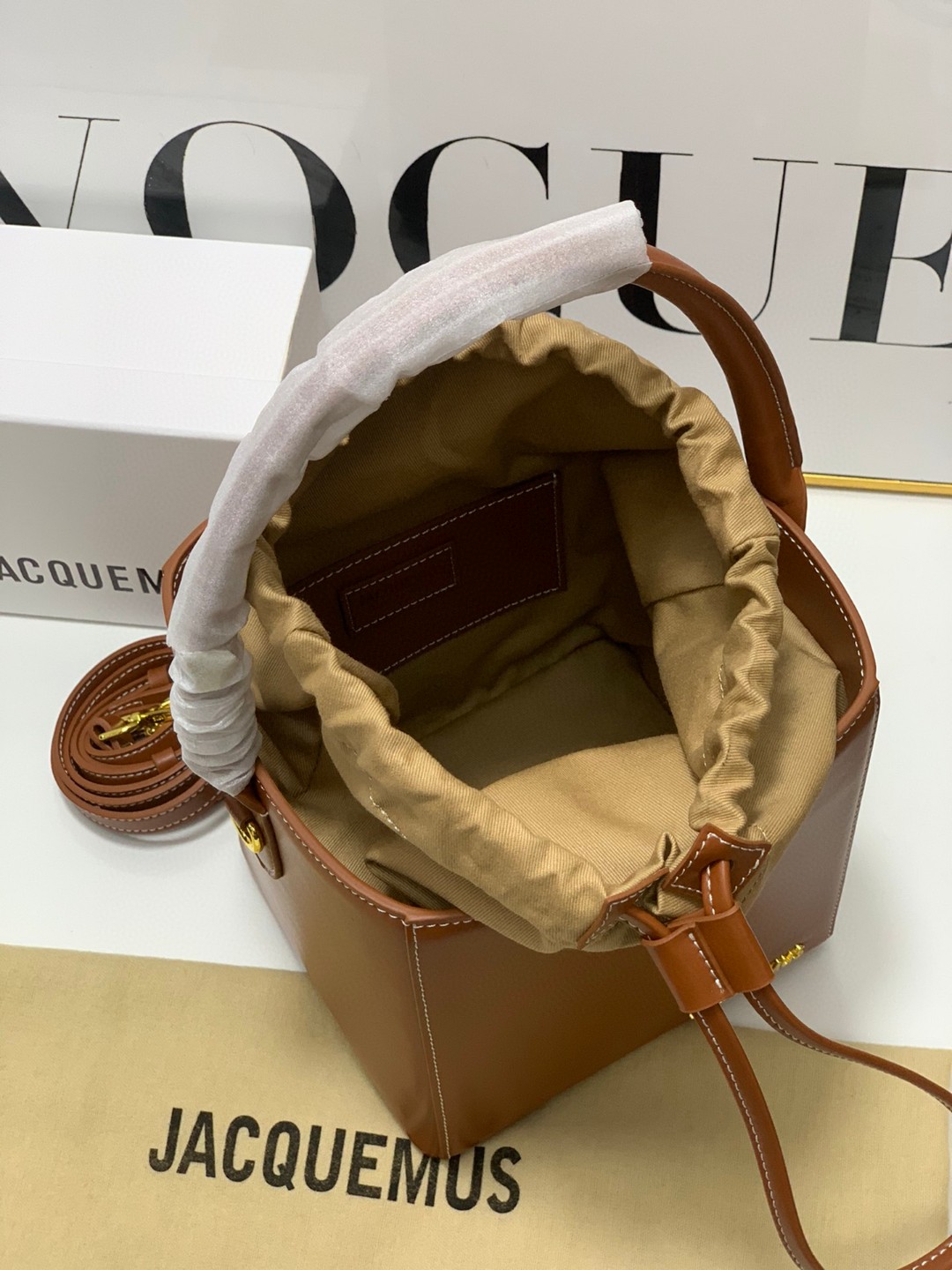 Bagsaaa Jacquemus Bucket Cube Brown Bag - 16*18*17cm