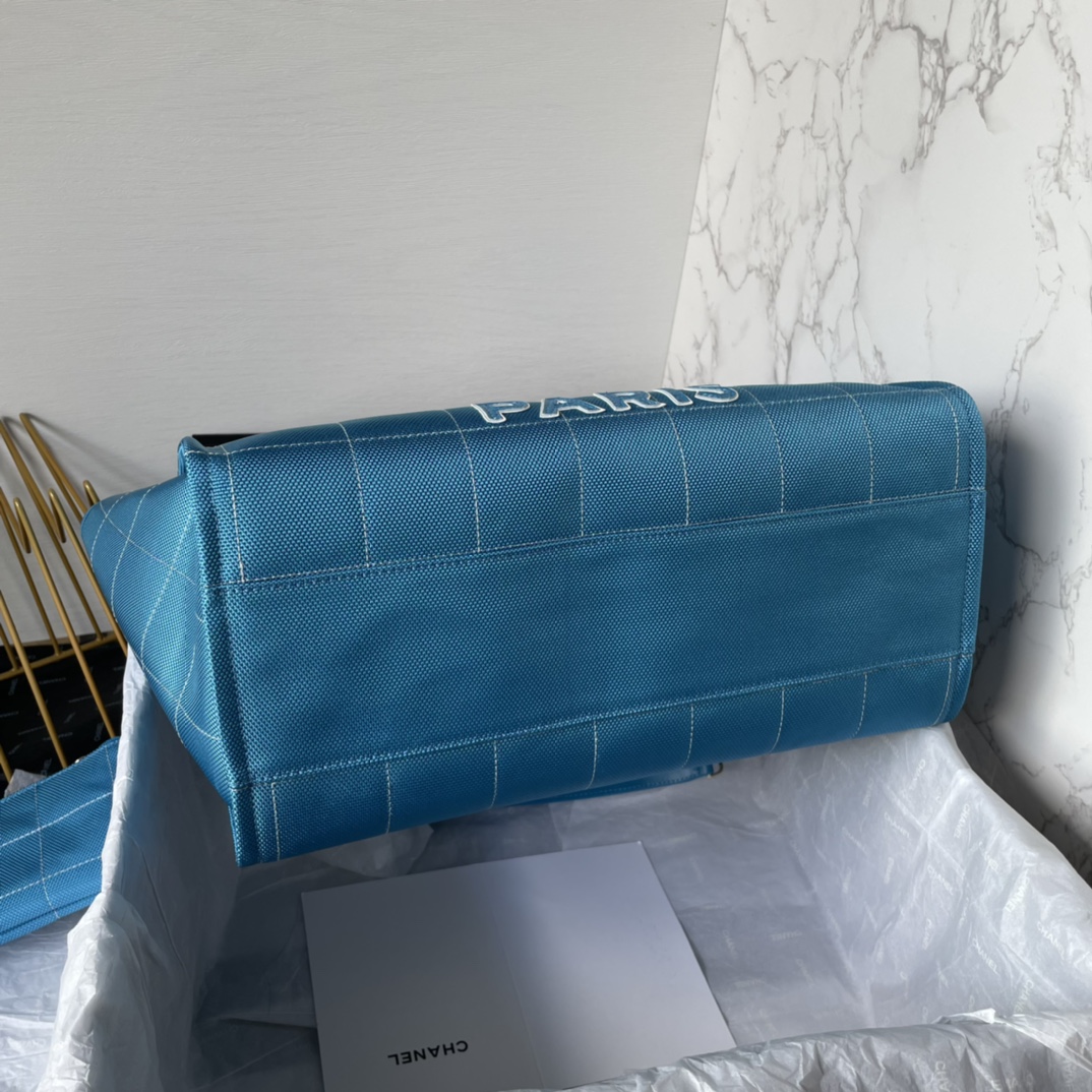 Bagsaaa Ch**el Medium Deauville Blue Tote 36cm