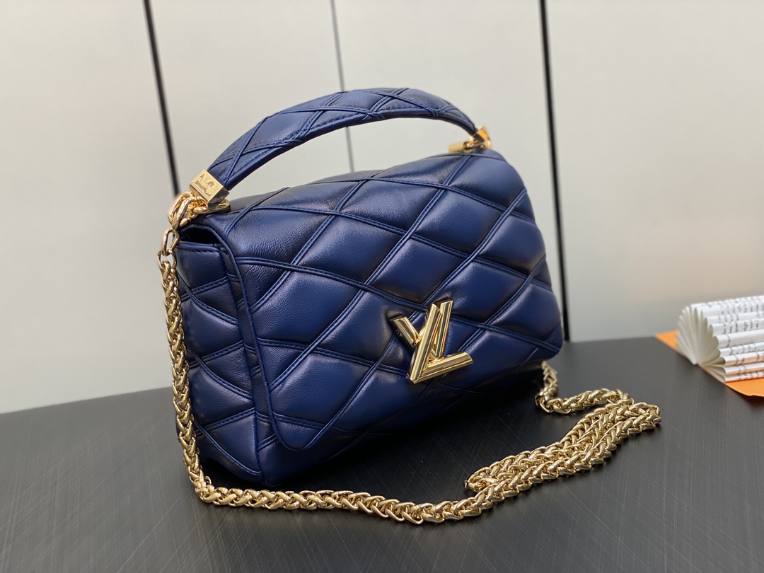 Bagsaaa L0vis Vvtt0n Twist Malletage Pico GO-14 MM bag blue