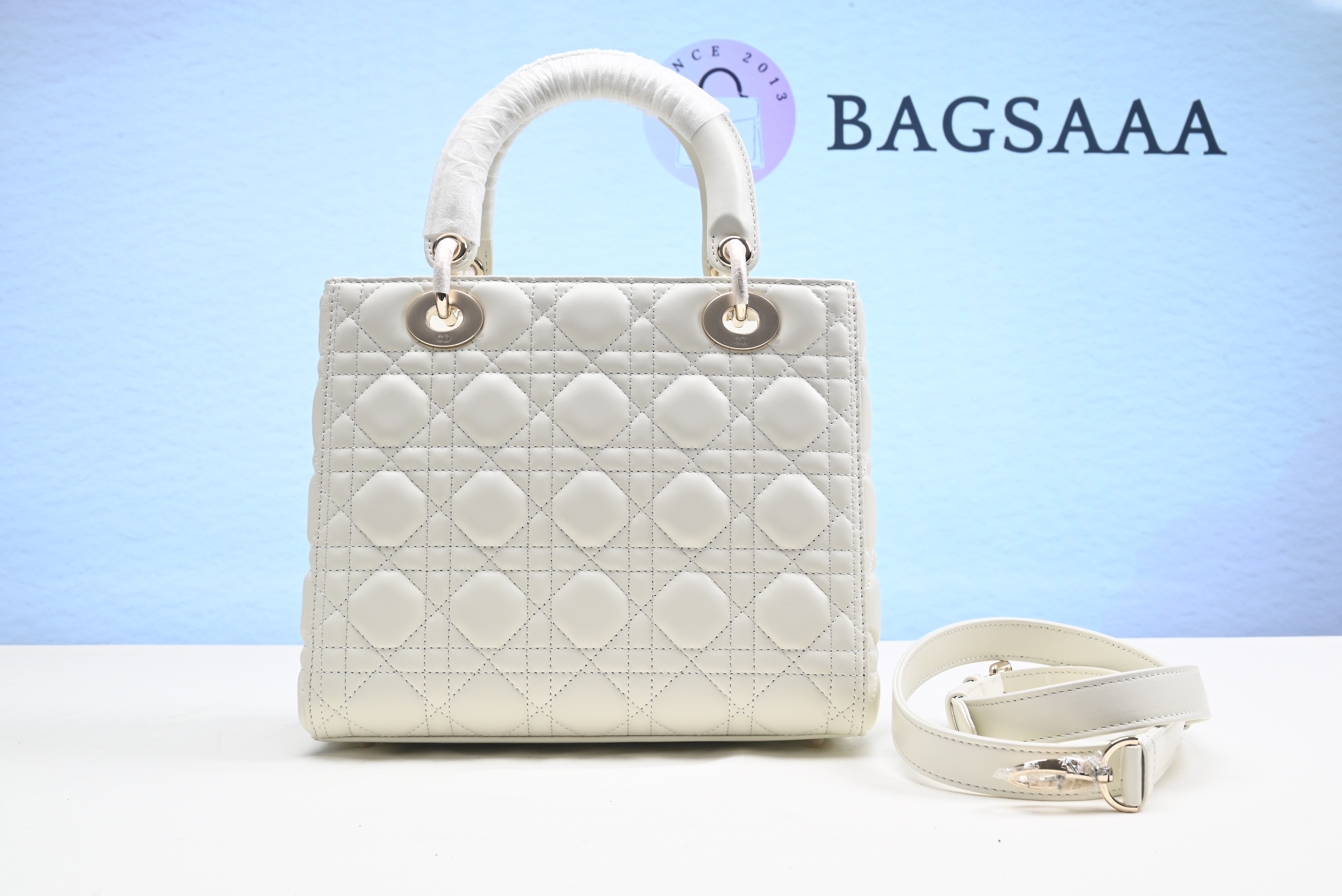 Bagsaaa D10r Lady Medium White 24cm