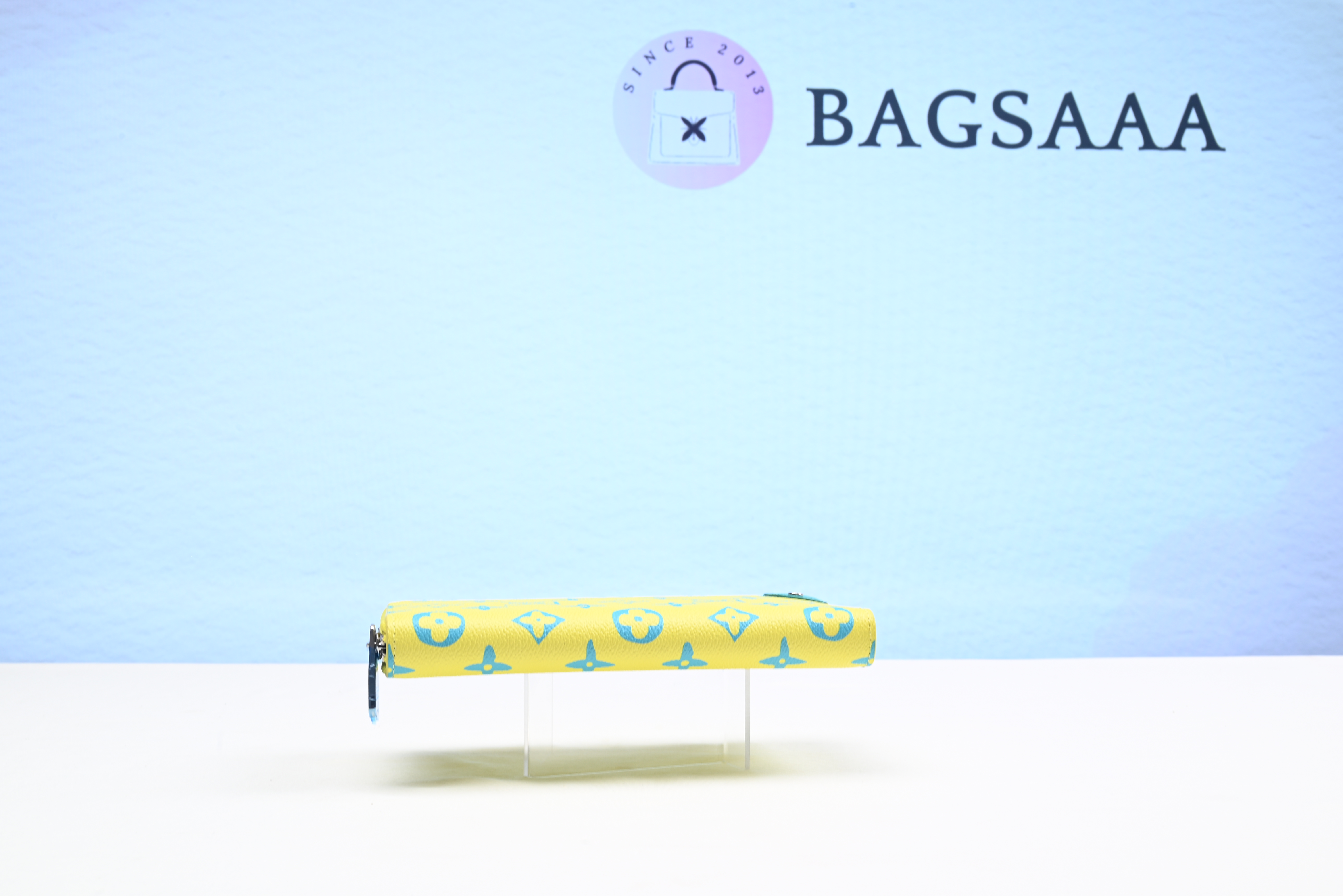Bagsaaa L0vis Vvtt0n Zippy Vertical Wallet Lime - 10 x 20 x 2 cm