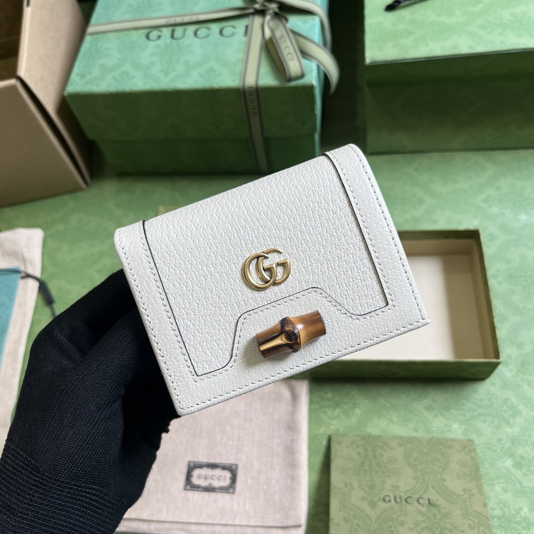 Bagsaaa Gvc*1 Diana Wallet White - 11x8x3cm