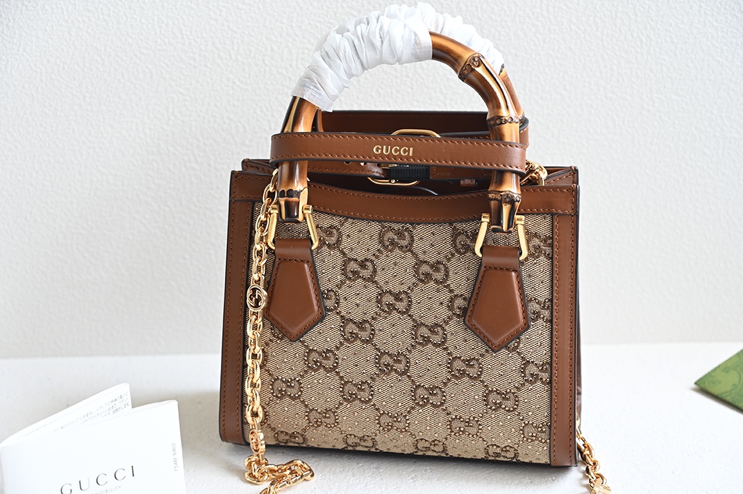 Bagsaaa Gvc*1 Diana 1947 Mini Top Handle Bag - 20x16x10cm
