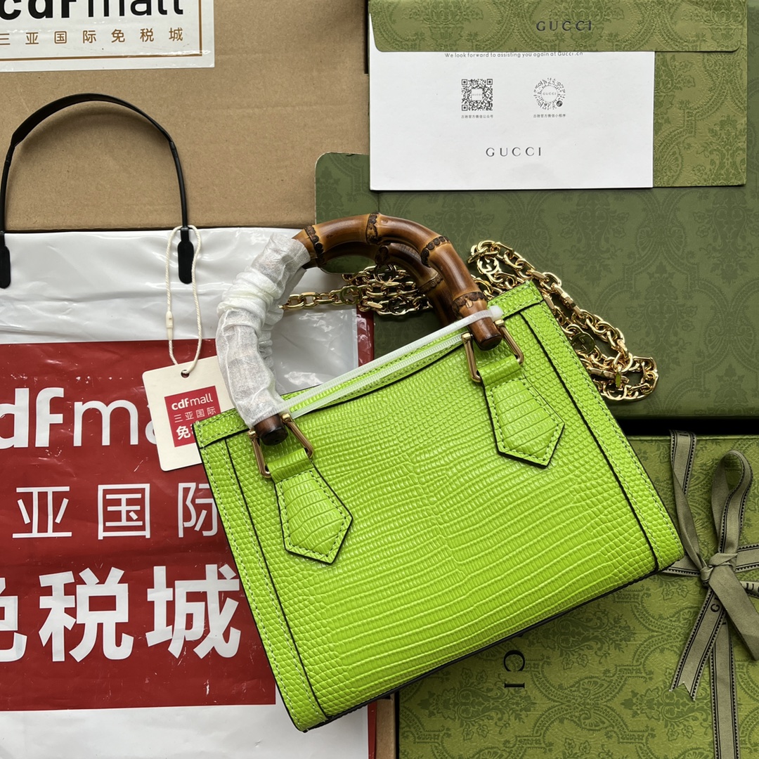 Bagsaaa Gvc*1 Mini Diana Lizard Neon Lime Leather 20x15.5x10cm