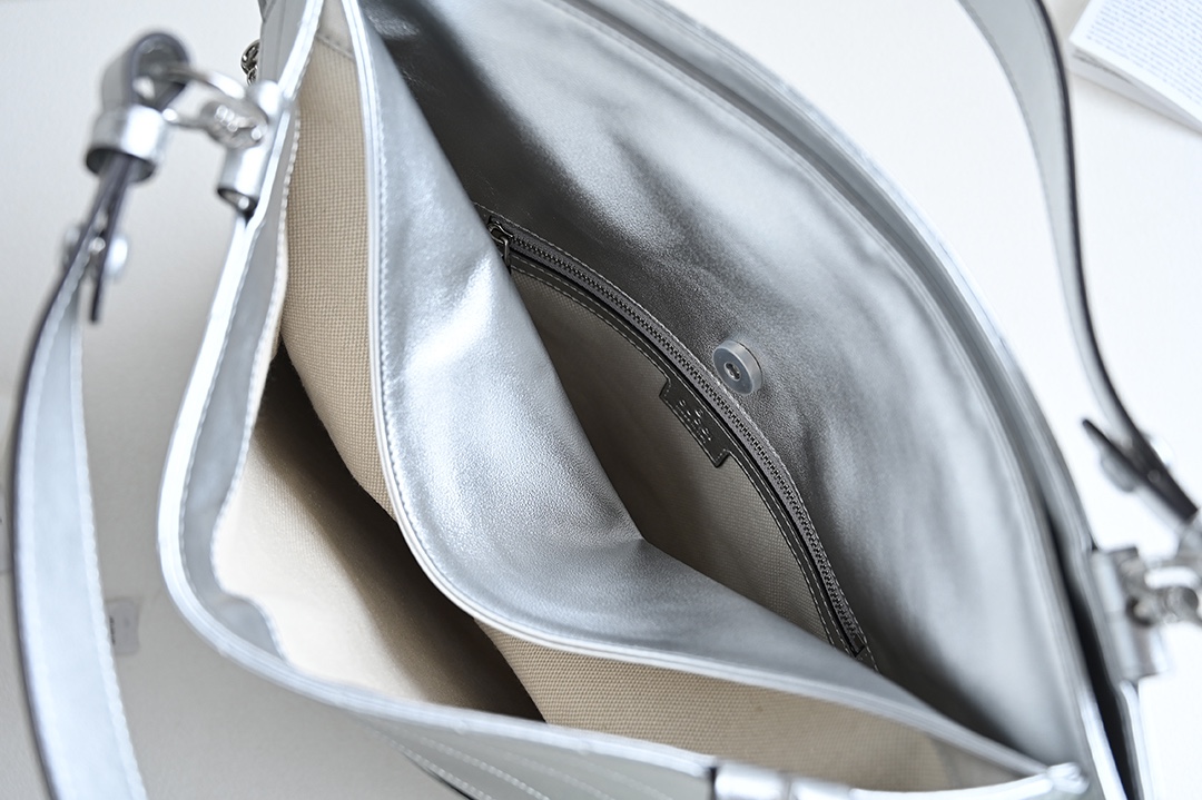 Bagsaaa Gvc*1 Interlocking G Blondie Tote Bag Silver - 34.5x 41x 8cm