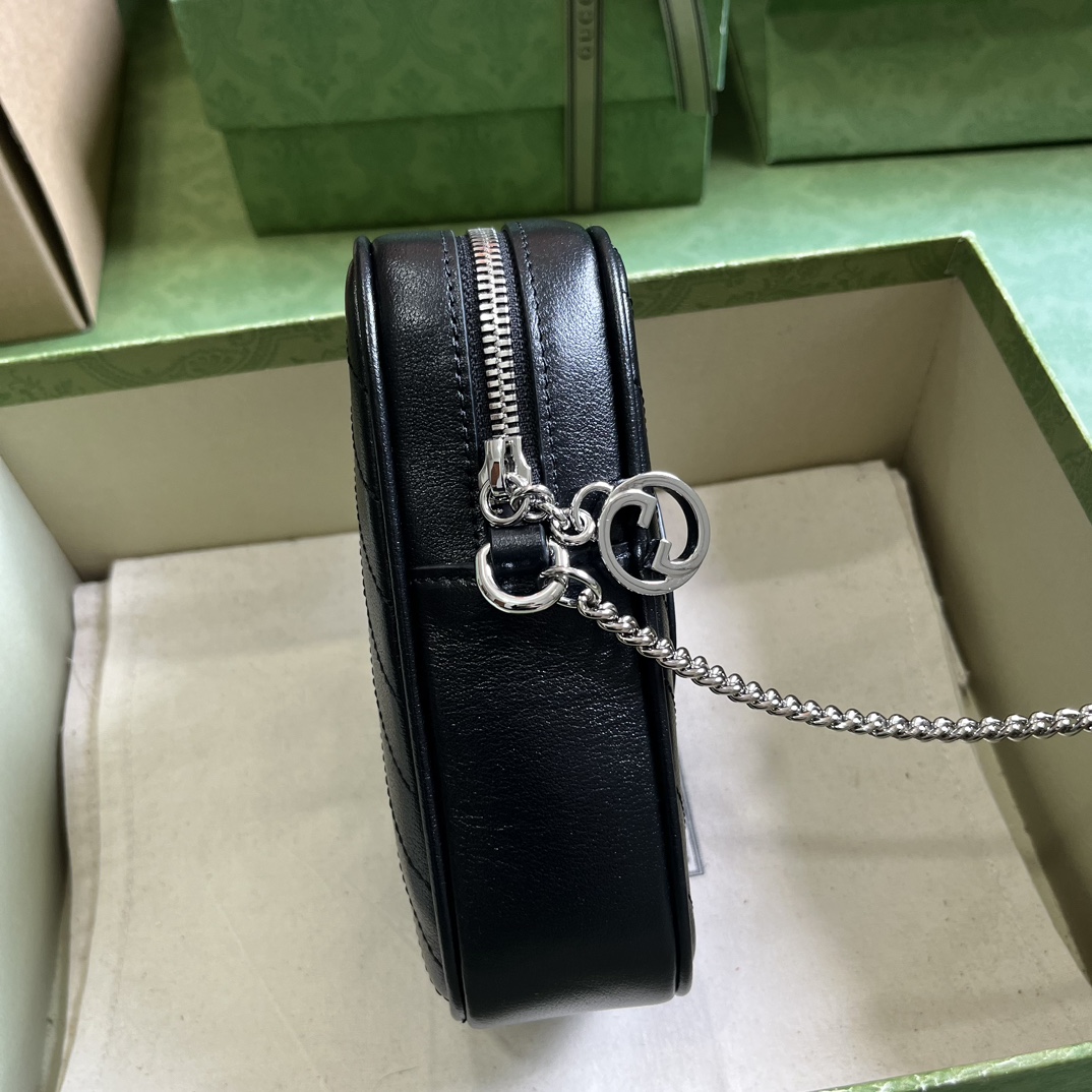 Bagsaaa Gvc*1 Blondie Vertical Crossbody Black Bag - 18x10.5x4.5cm