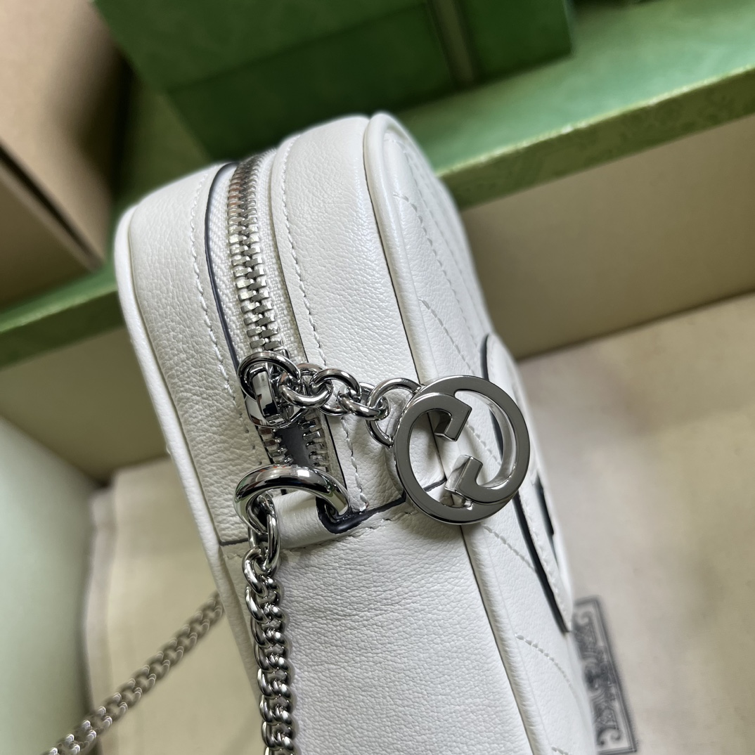 Bagsaaa Gvc*1 Blondie Vertical Crossbody White Bag - 18x10.5x4.5cm