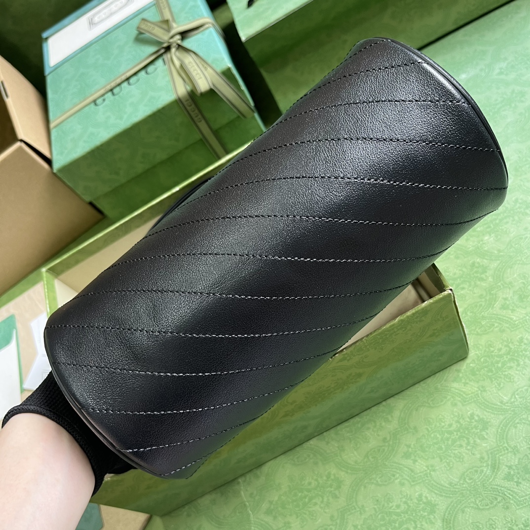 Bagsaaa Gvc*1 Blondie Shoulder Bag in black - 25x13x12cm
