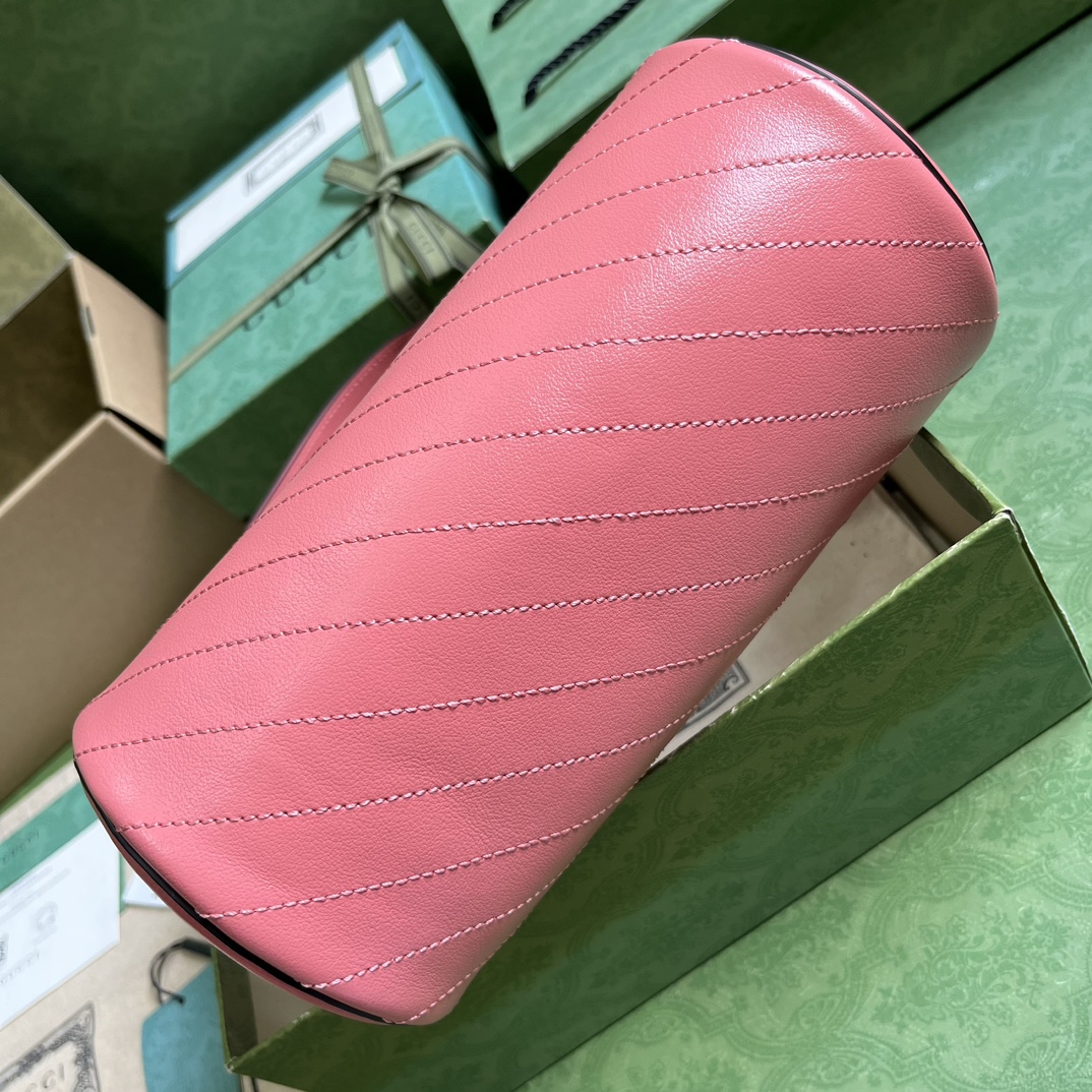 Bagsaaa Gvc*1 Blondie Shoulder Bag in pink - 25x13x12cm