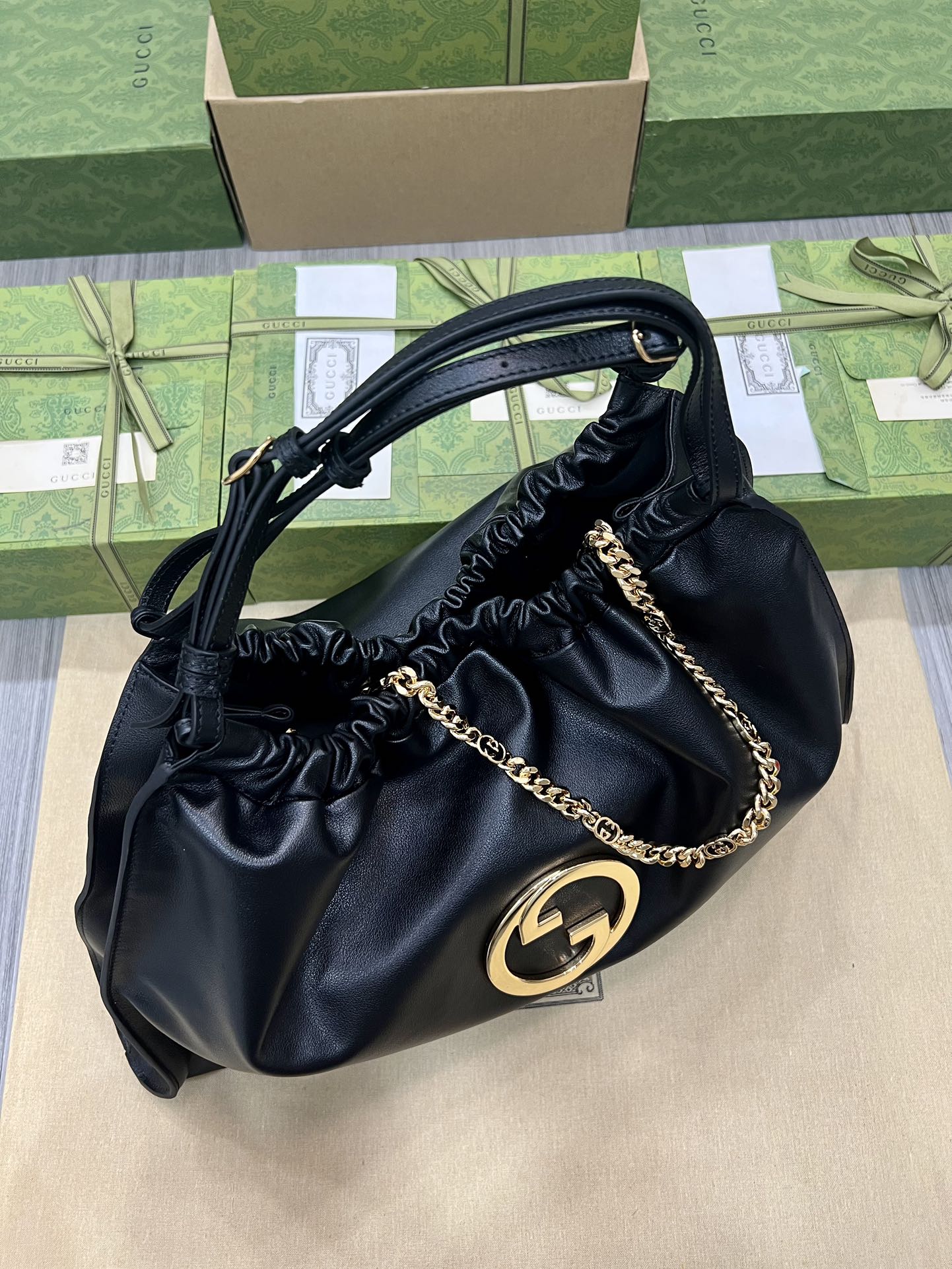 Bagsaaa Gvc*1 Blondie Large Tote Black Bag - 52 x 35 x 9cm