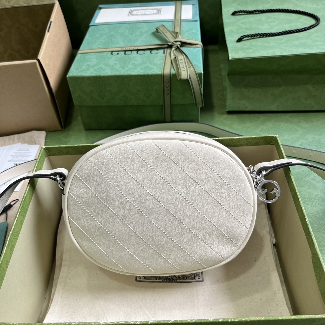 Bagsaaa Gvc*1 Blondie Round Bag White - 15x 20x 8cm