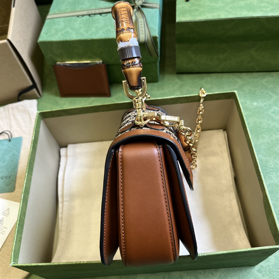 Bagsaaa Bamboo 1947 Top Handle Brown Crystal Bag - 21x 15x 7cm