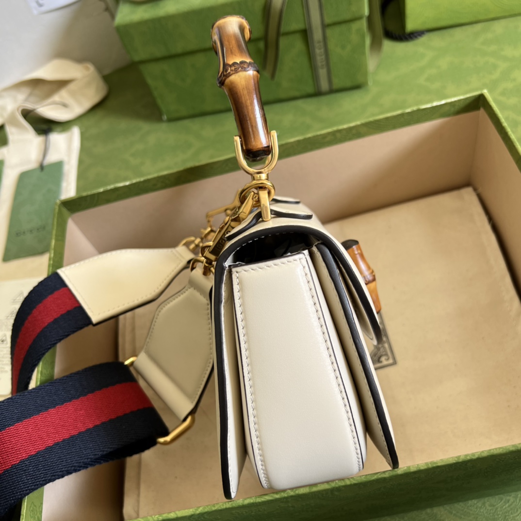 Bagsaaa Bamboo 1947 Mini Top Handle White Leather Bag - 17x12.5x8cm