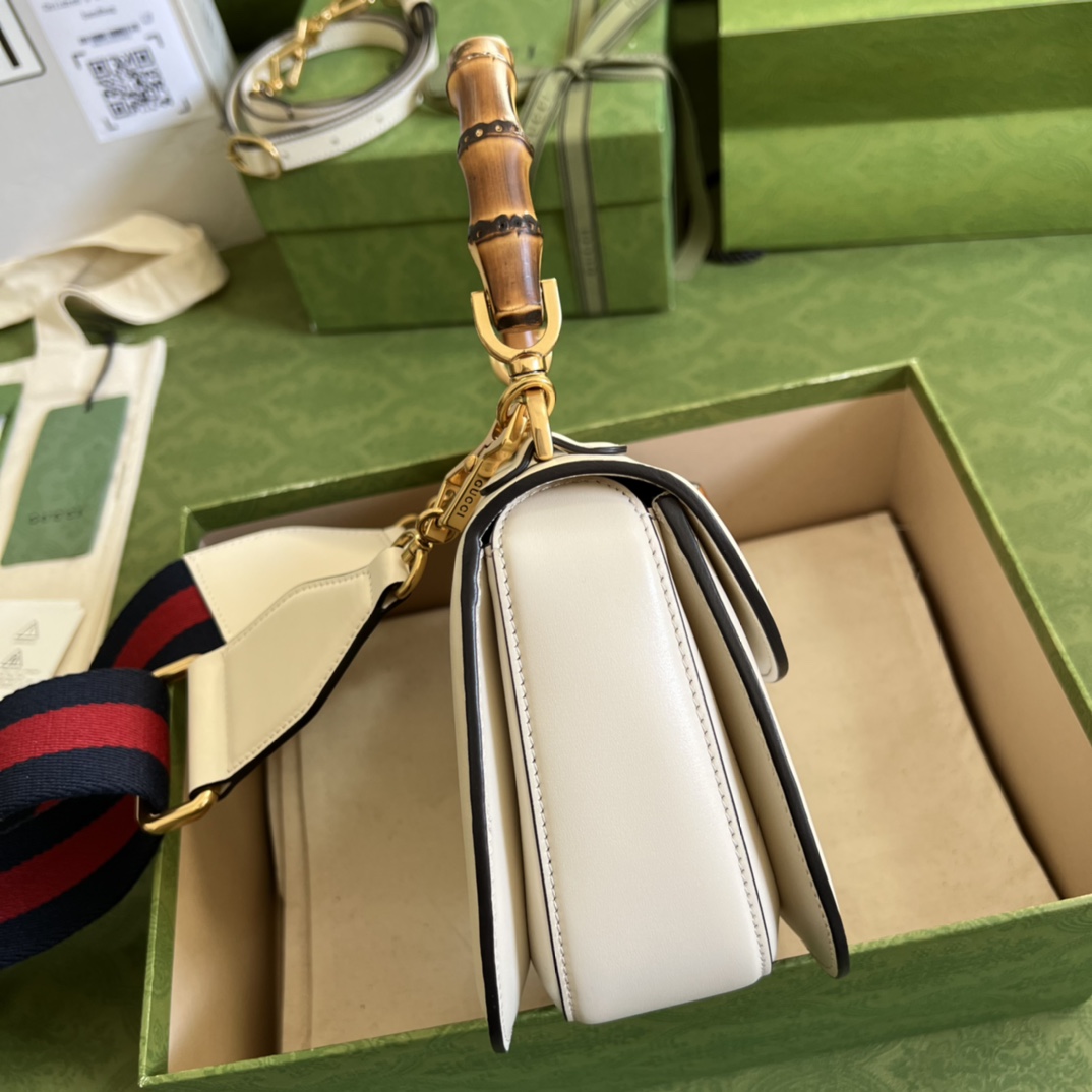 Bagsaaa Bamboo 1947Top Handle White Leather Bag - 21*15*7cm