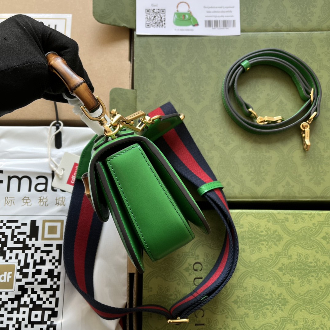 Bagsaaa Bamboo 1947 Mini Top Handle Green Leather Bag - 17x12.5x8cm