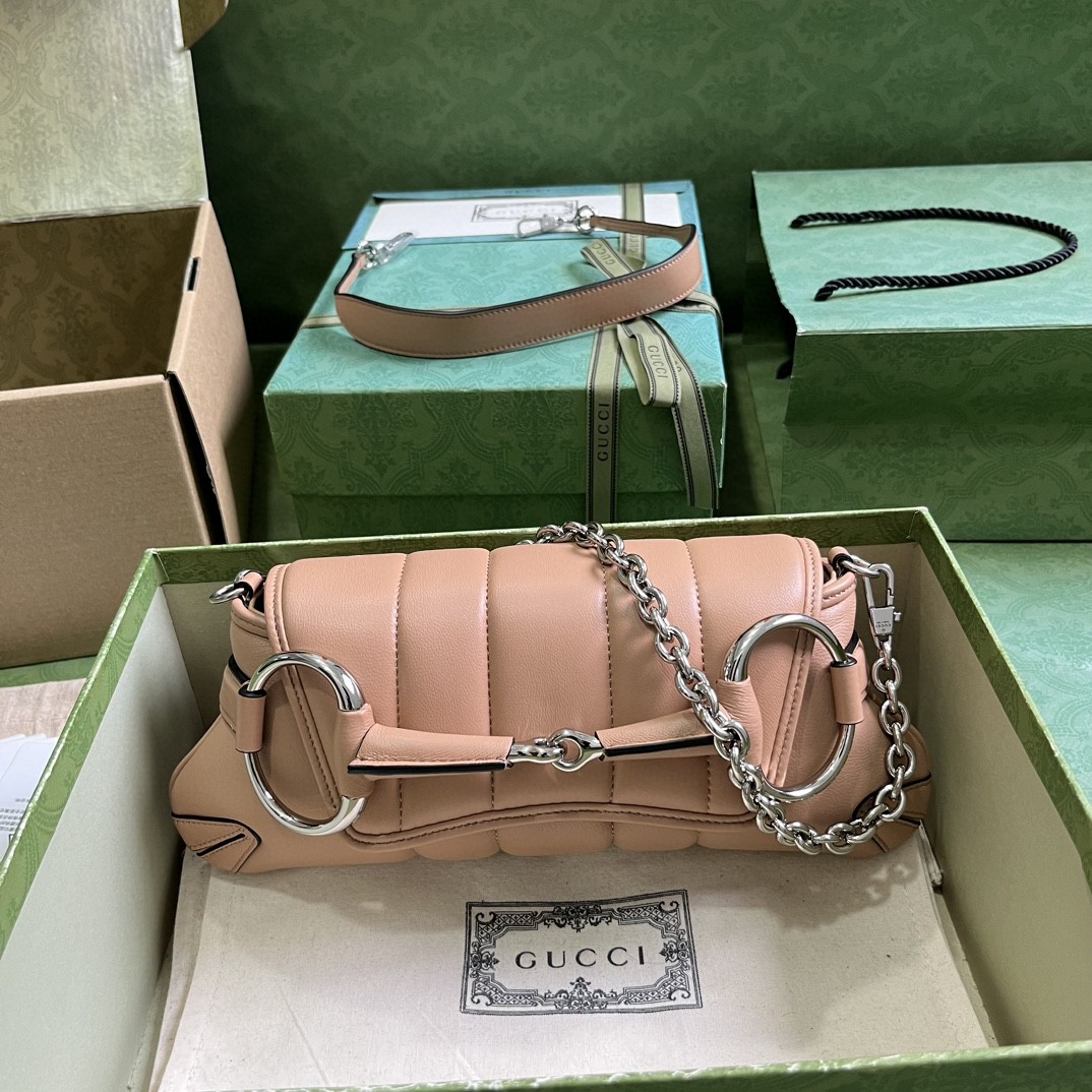 Bagsaaa Gvc*1 Horsebit Chain Small Shoulder Bag beige