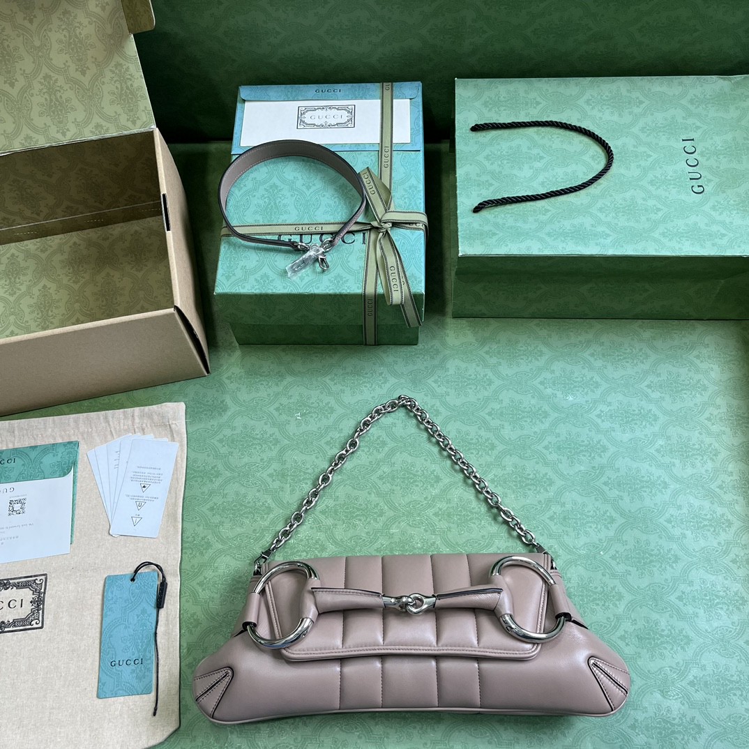 Bagsaaa Gvc*1 Horsebit Chain Medium Shoulder Bag In Taupe