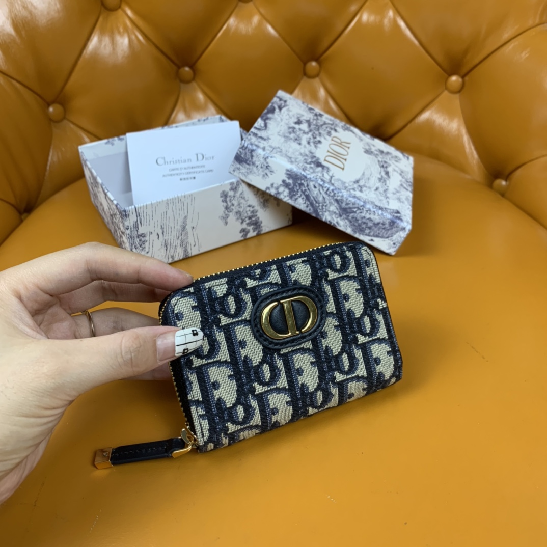 Bagsaaa D10r Small 30 Montaigne Coin Purse 