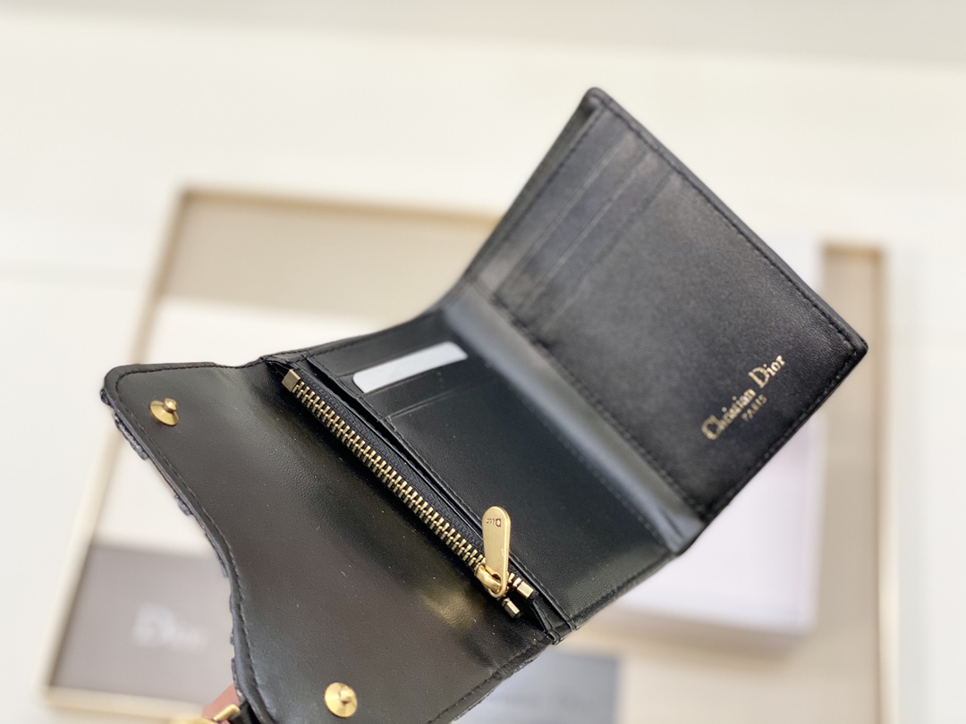Bagsaaa D10r Oblique Saddle Wallet - 10*8.5*2.5cm