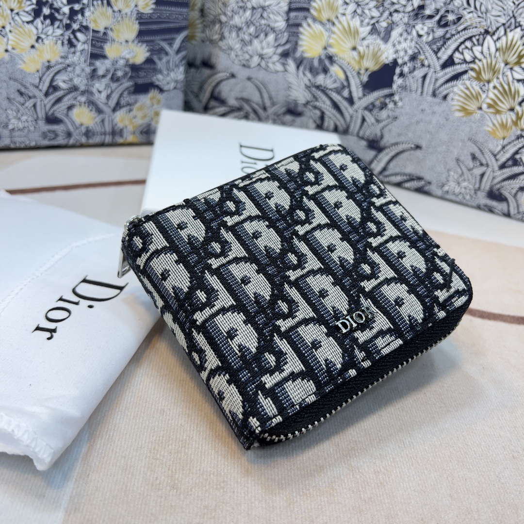 Bagsaaa D10r Oblique Leather Wallet - 11 x 9cm