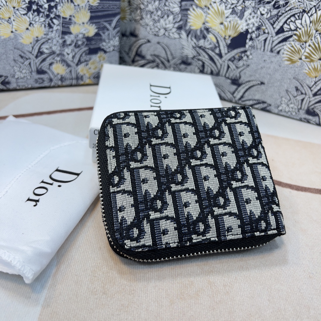 Bagsaaa D10r Oblique Leather Wallet - 11 x 9cm