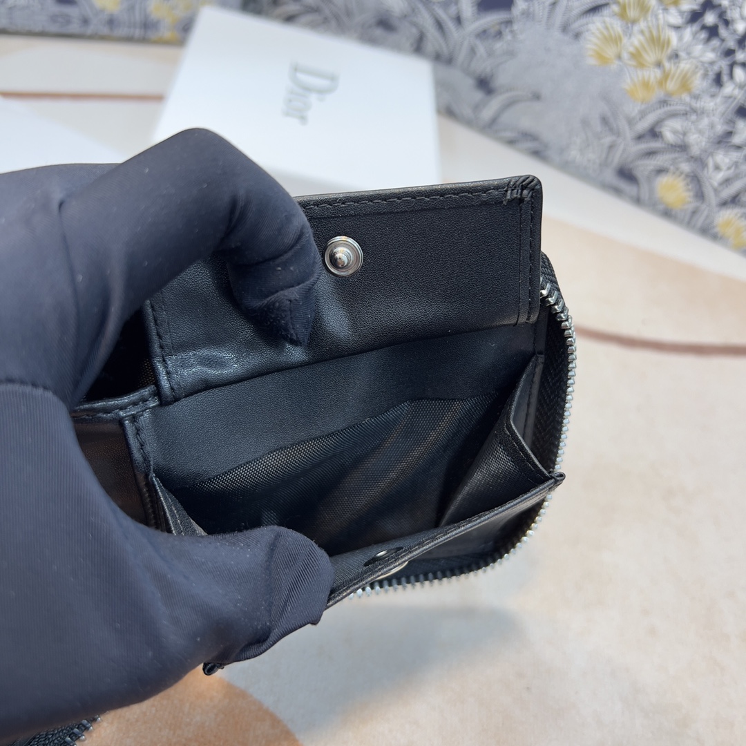 Bagsaaa D10r Oblique Leather Wallet - 11 x 9cm