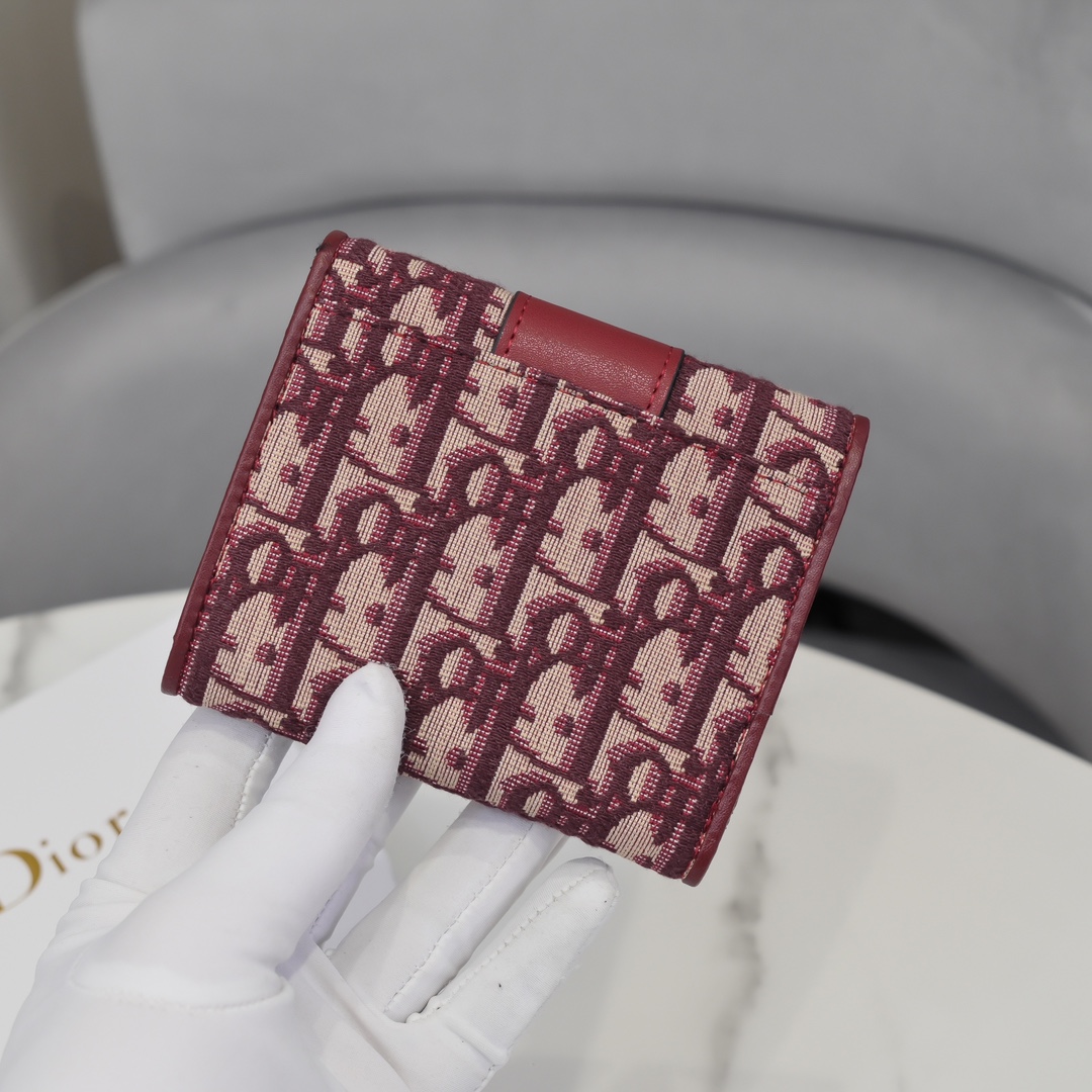 Bagsaaa D10r 30 Montaigne 3 Fold Wallet Red - 11*10*2cm