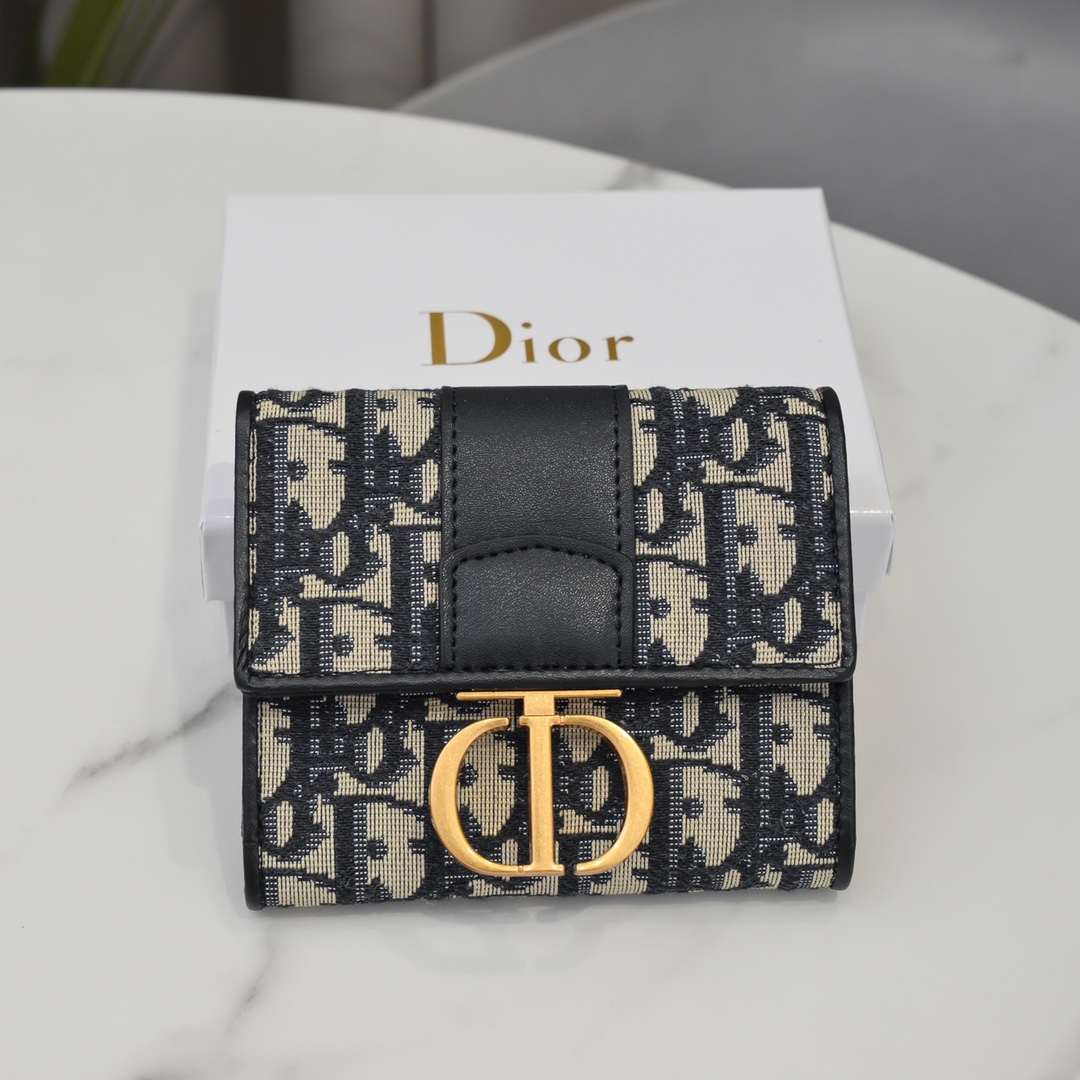 Bagsaaa D10r 30 Montaigne 3 Fold Wallet Black - 11*10*2cm