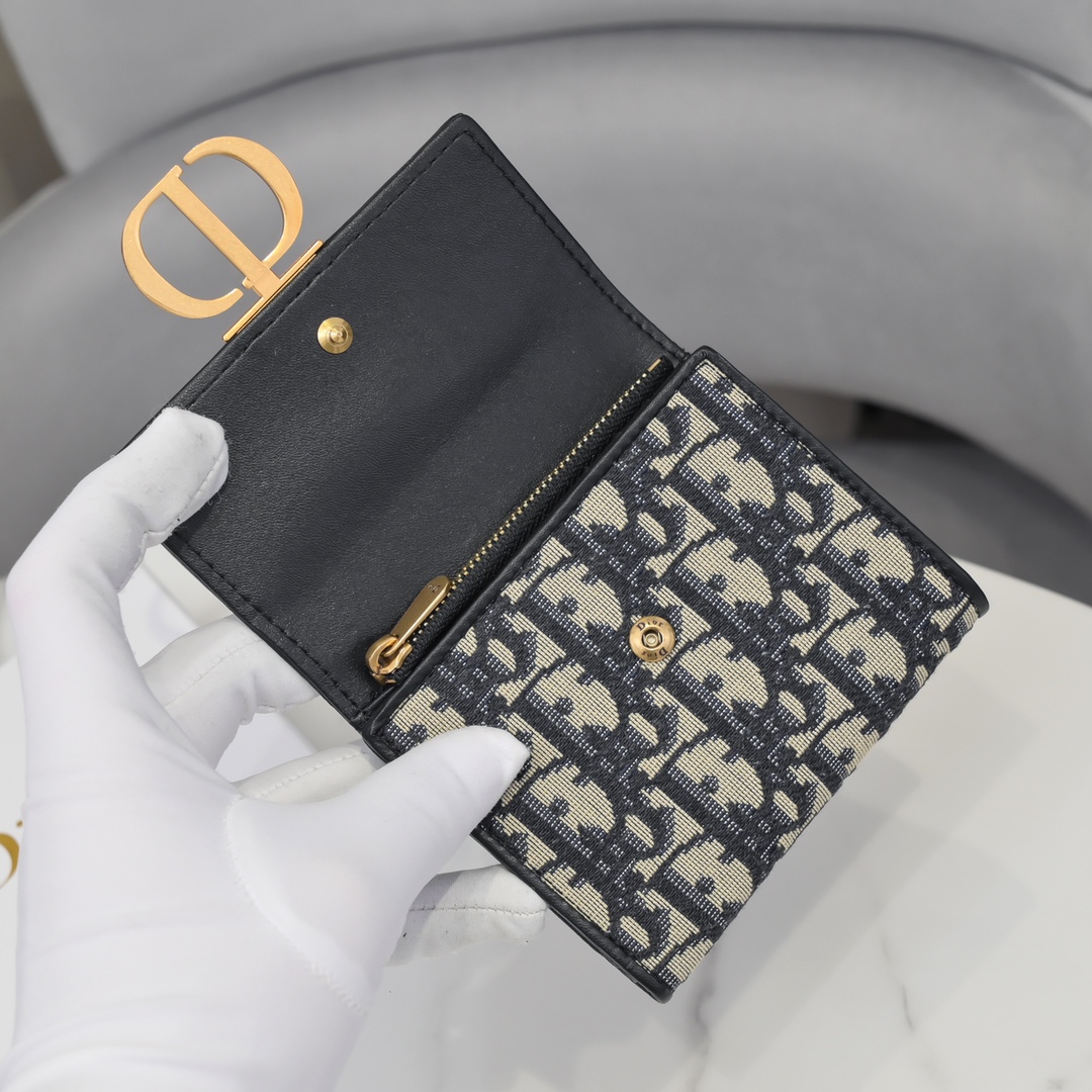 Bagsaaa D10r 30 Montaigne 3 Fold Wallet Black - 11*10*2cm