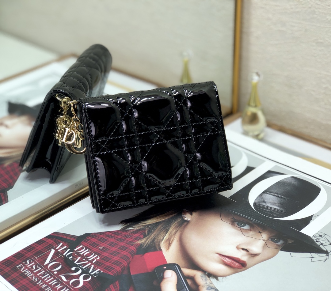 Bagsaaa D10r Coin Purse Patent Leather Black - 11x9cm