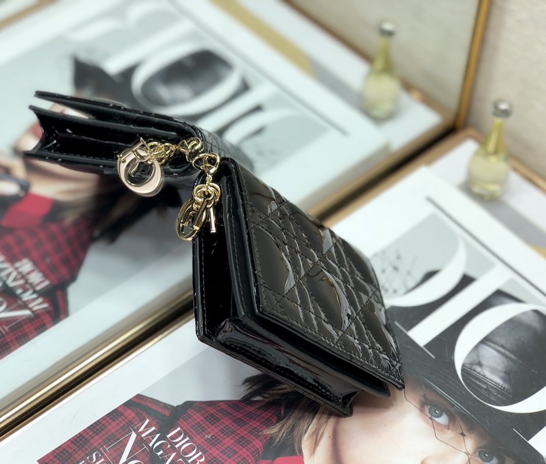 Bagsaaa D10r Coin Purse Patent Leather Black - 11x9cm