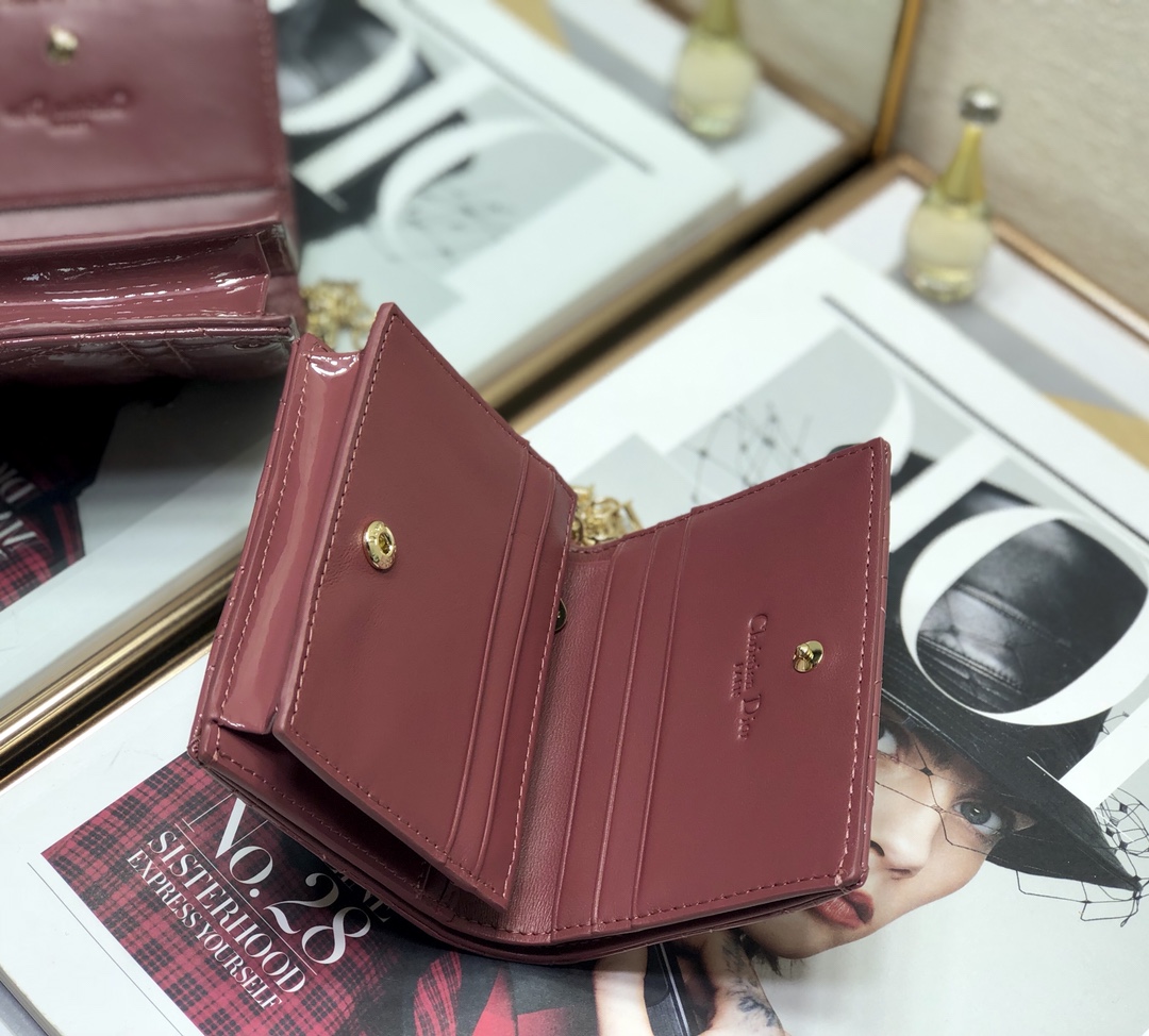 Bagsaaa D10r Coin Purse Patent Leather Pink - 11x9cm