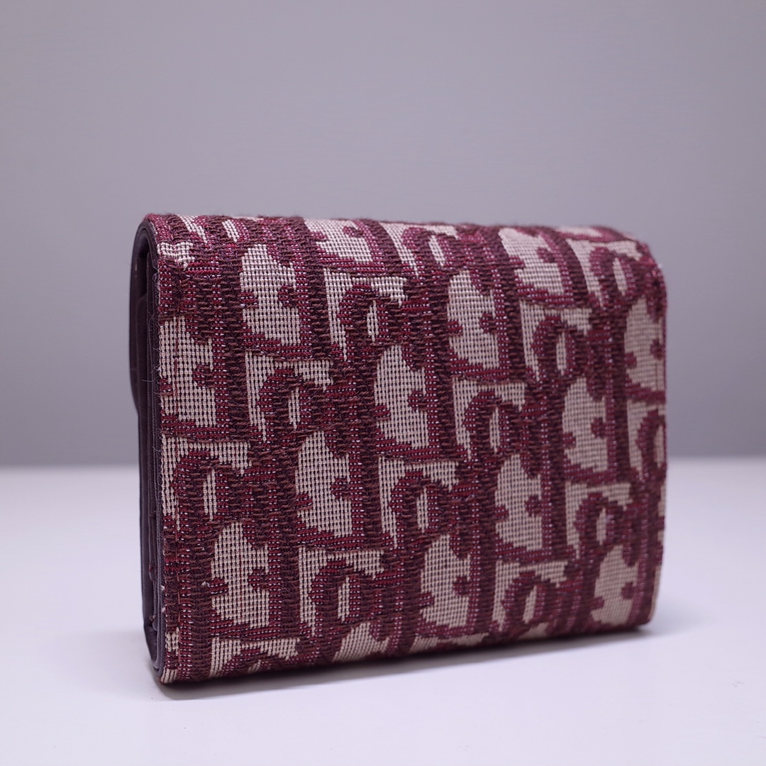 Bagsaaa D10r Saddle Oblique Wallet Red