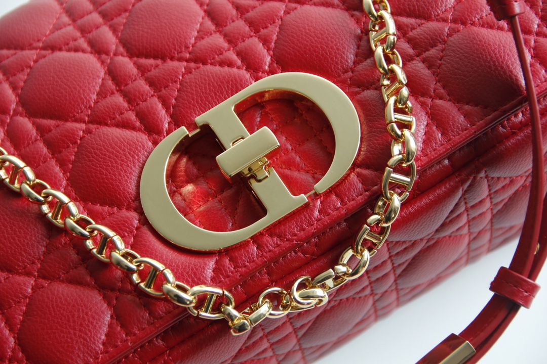 Bagsaaa D10r Meidum Caro Red S*pple Cannage Calfskin - 28x17x9cm