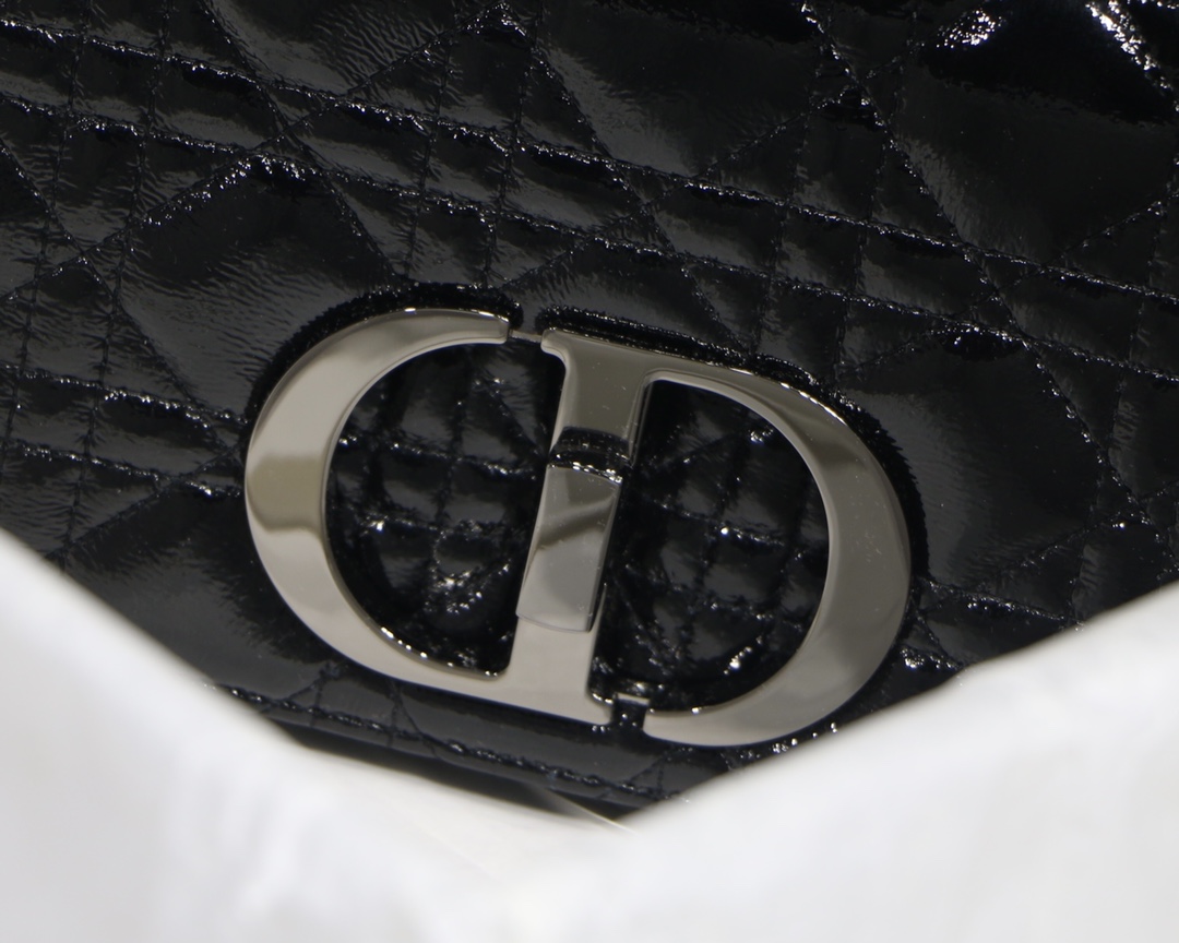 Bagsaaa D10r Small Caro Black Cannage - 20 x 12 x 7 cm