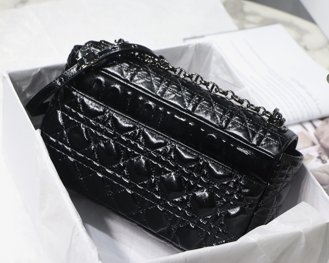 Bagsaaa D10r Large Caro Black Cannage - 28x17x9cm