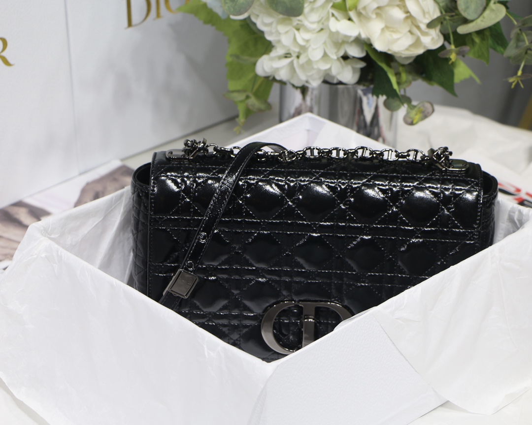 Bagsaaa D10r Large Caro Black Cannage - 28x17x9cm