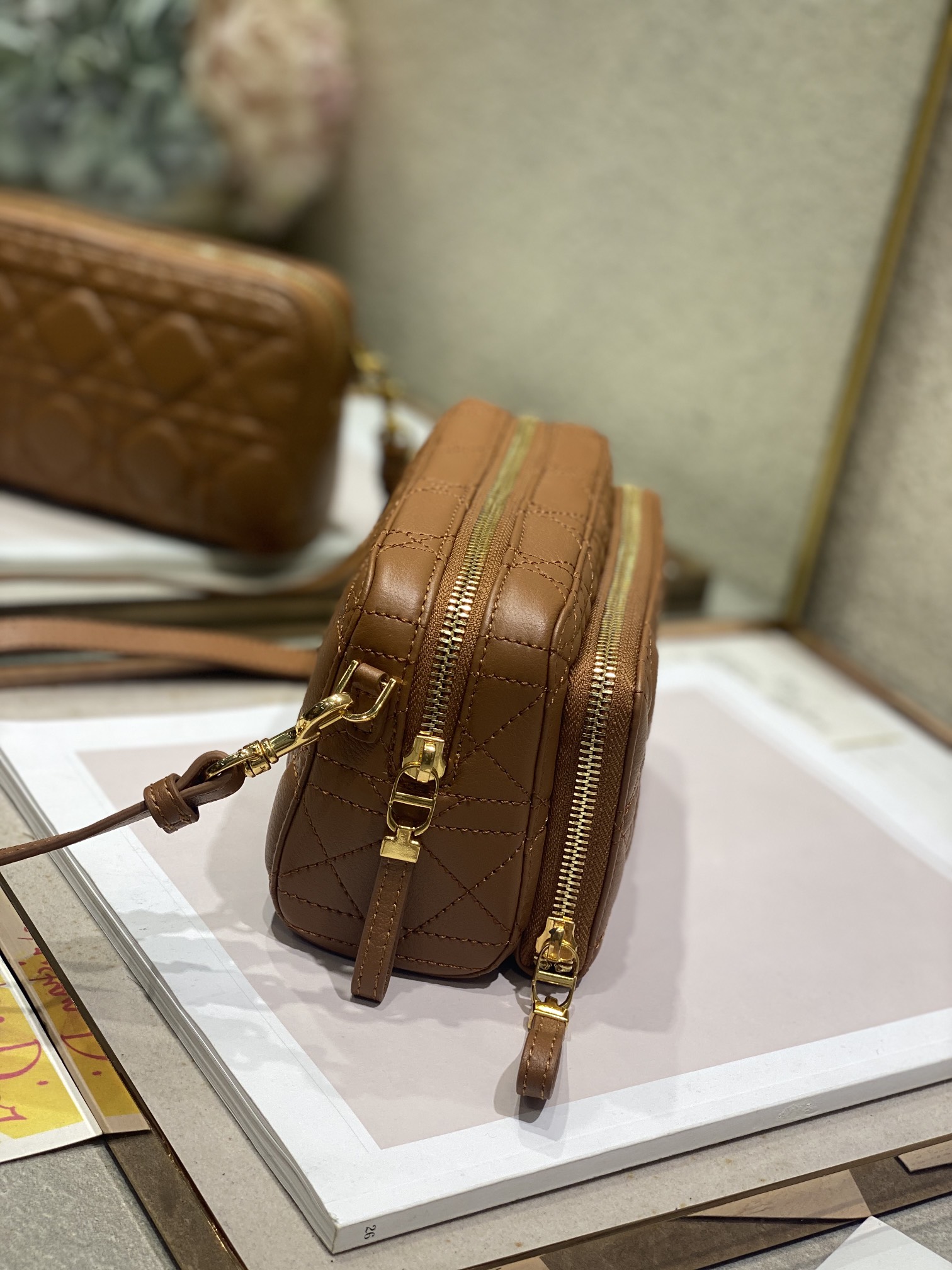 Bagsaaa D10r Carou Double Pouch Brown - 19×10.5×5cm