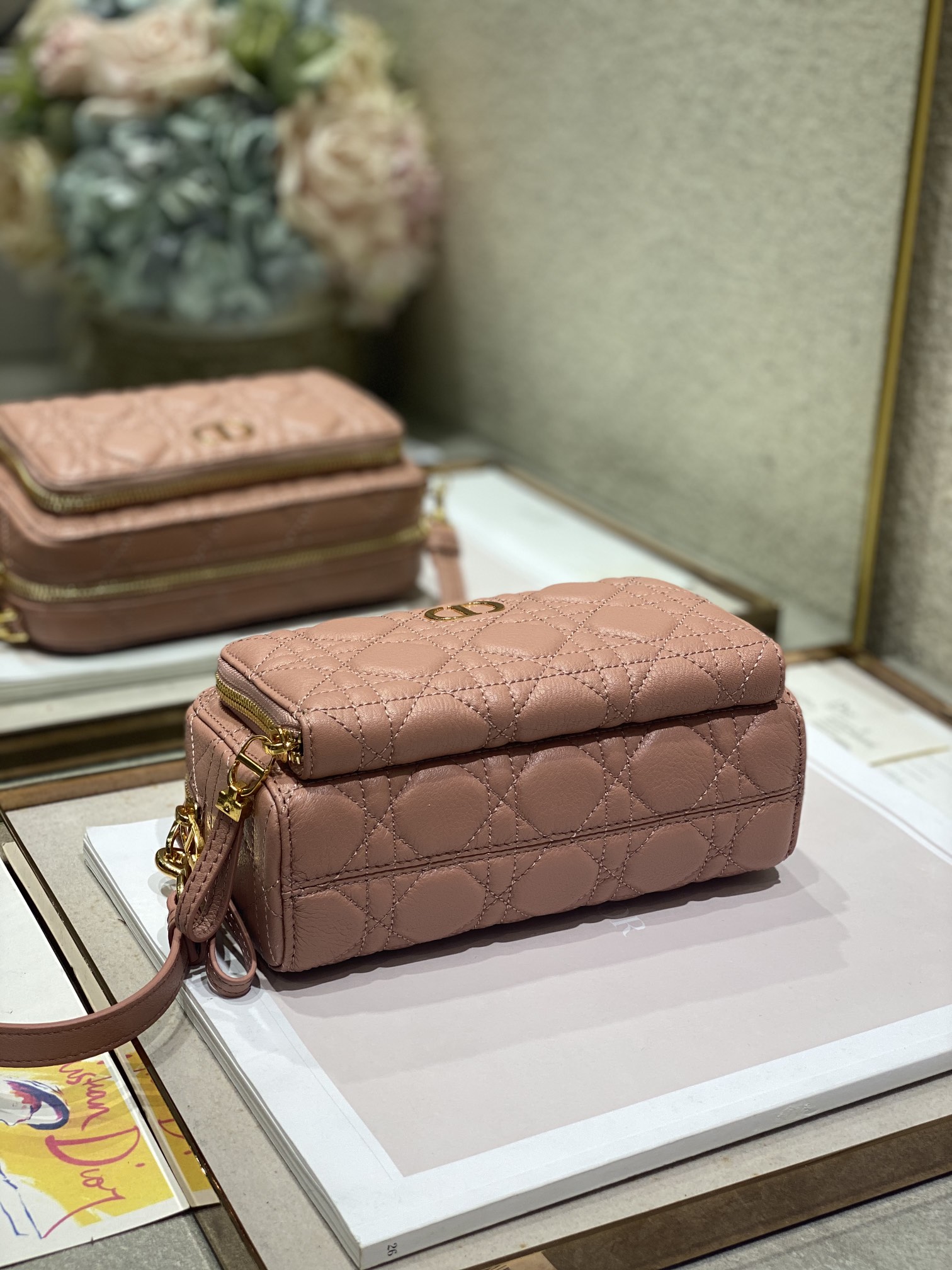 Bagsaaa D10r Carou Double Pouch Pink - 19×10.5×5cm