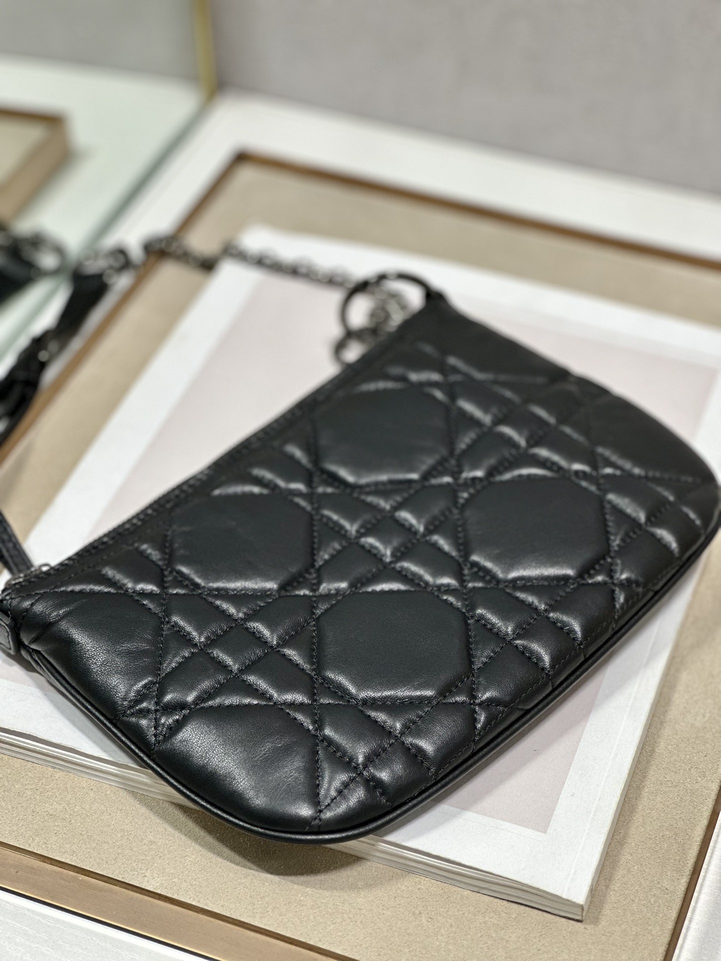 Bagsaaa D10r Caro Nomad Bag Black - 25x16x2.5cm