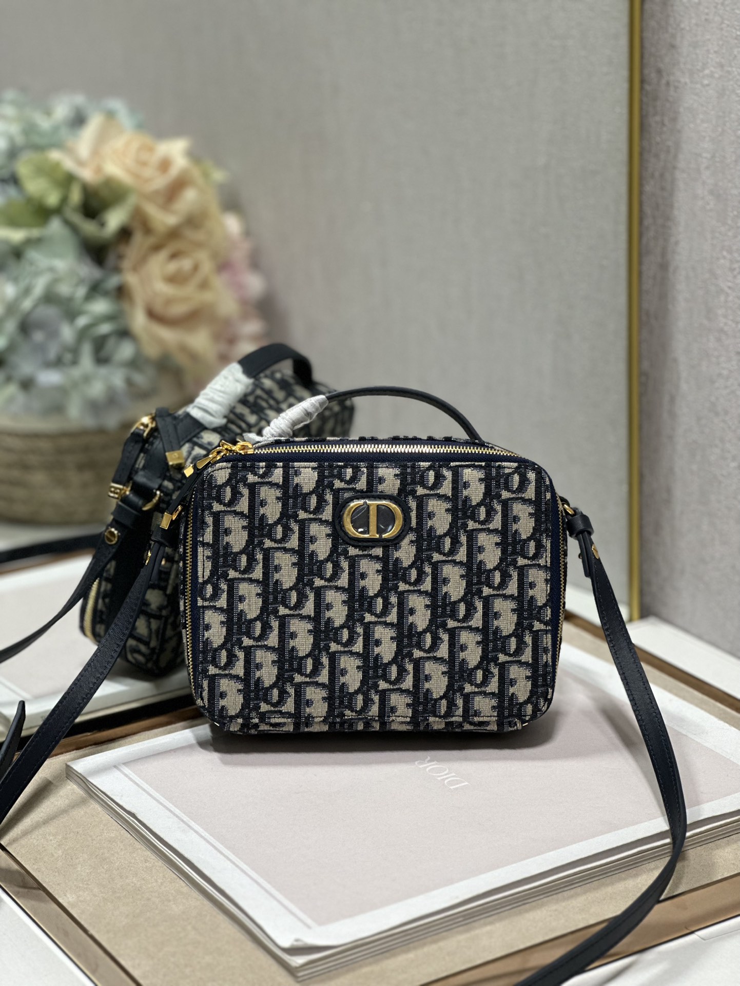 Bagsaaa D10r 30 Montaigne Box Bag - 18×13×5cm
