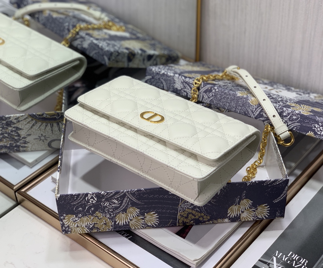 D10r Caro Woc Bag White