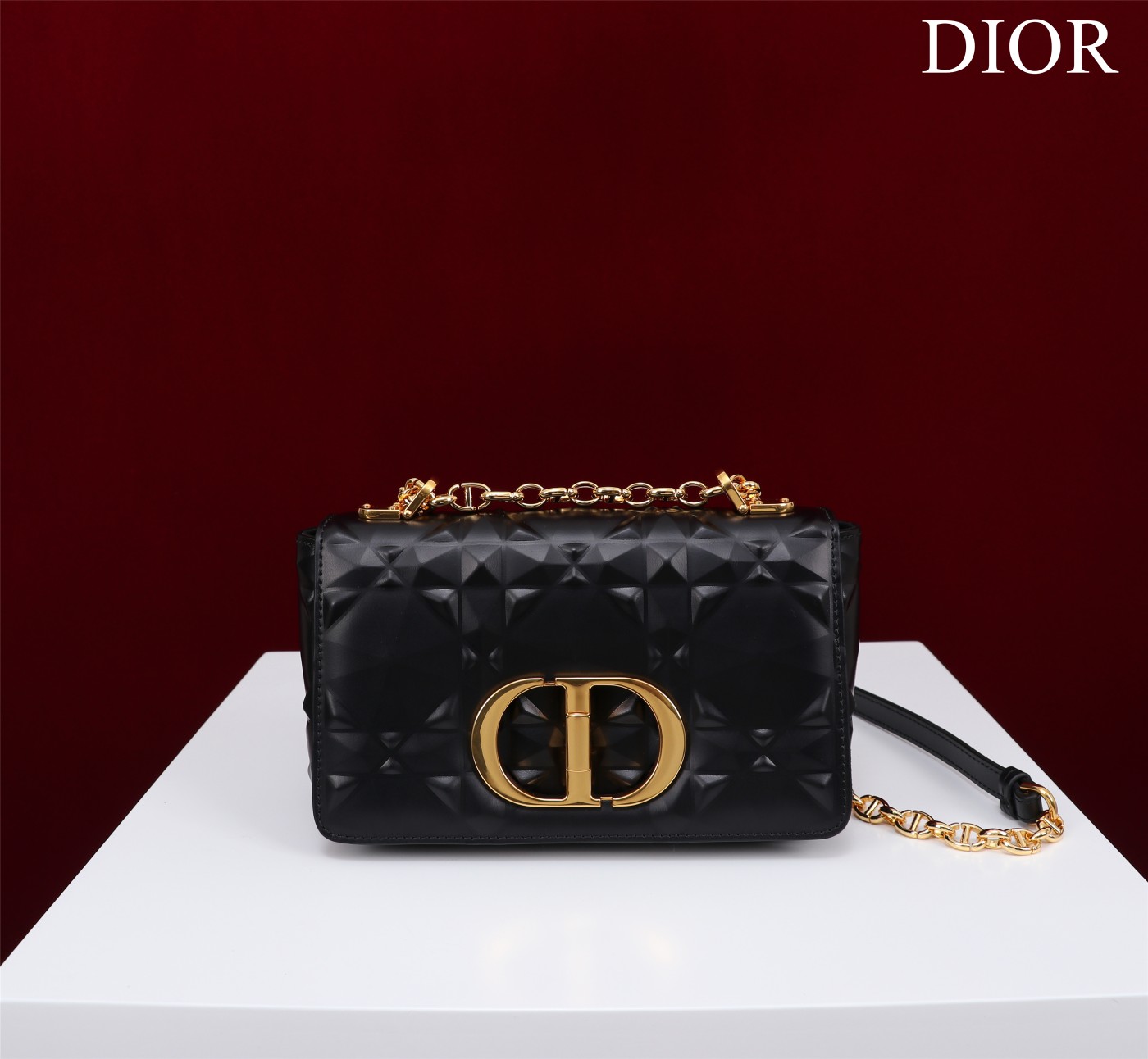 Bagsaaa D10r Caro Small Shoulder Bag Black With Gold Hardware - 20×12×7cm