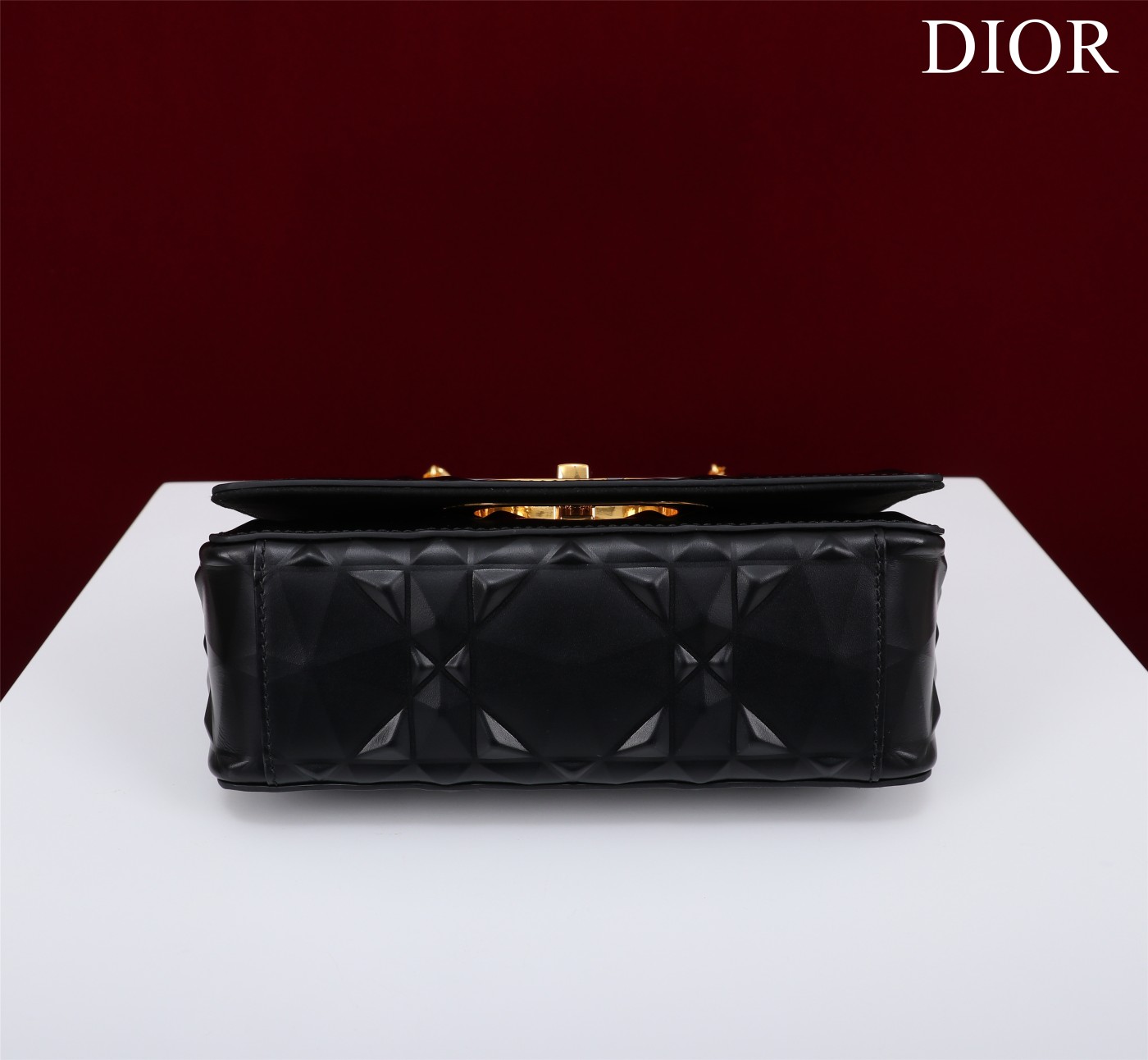 Bagsaaa D10r Caro Small Shoulder Bag Black With Gold Hardware - 20×12×7cm