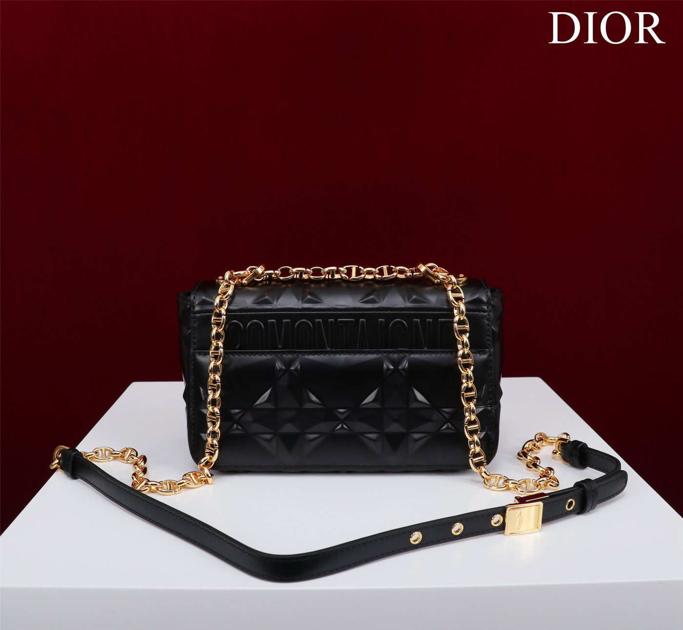 Bagsaaa D10r Caro Small Shoulder Bag Black With Gold Hardware - 20×12×7cm