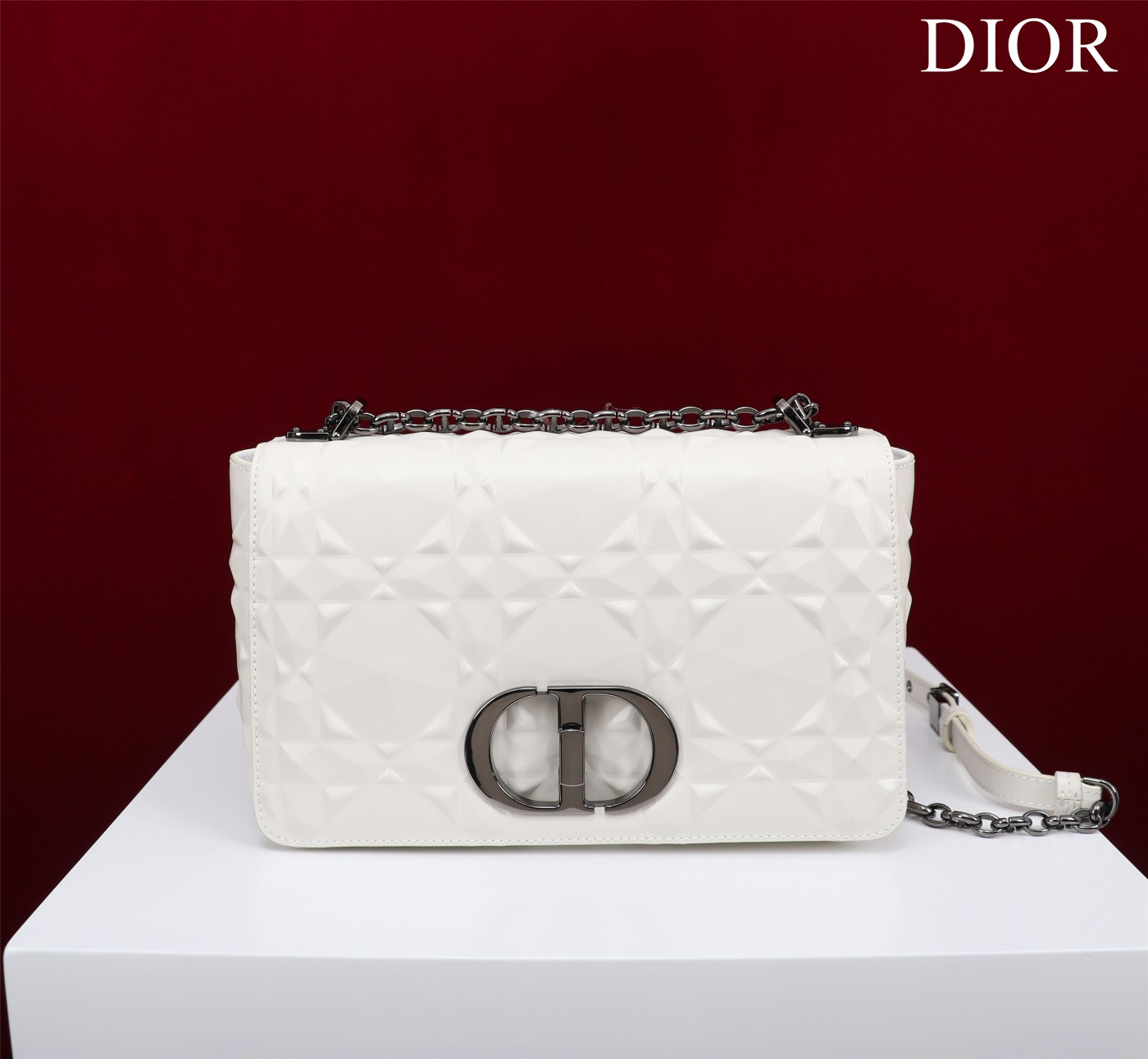 Bagsaaa D10r Caro Medium Shoulder Bag White With Black Hardware - 25×15×8cm