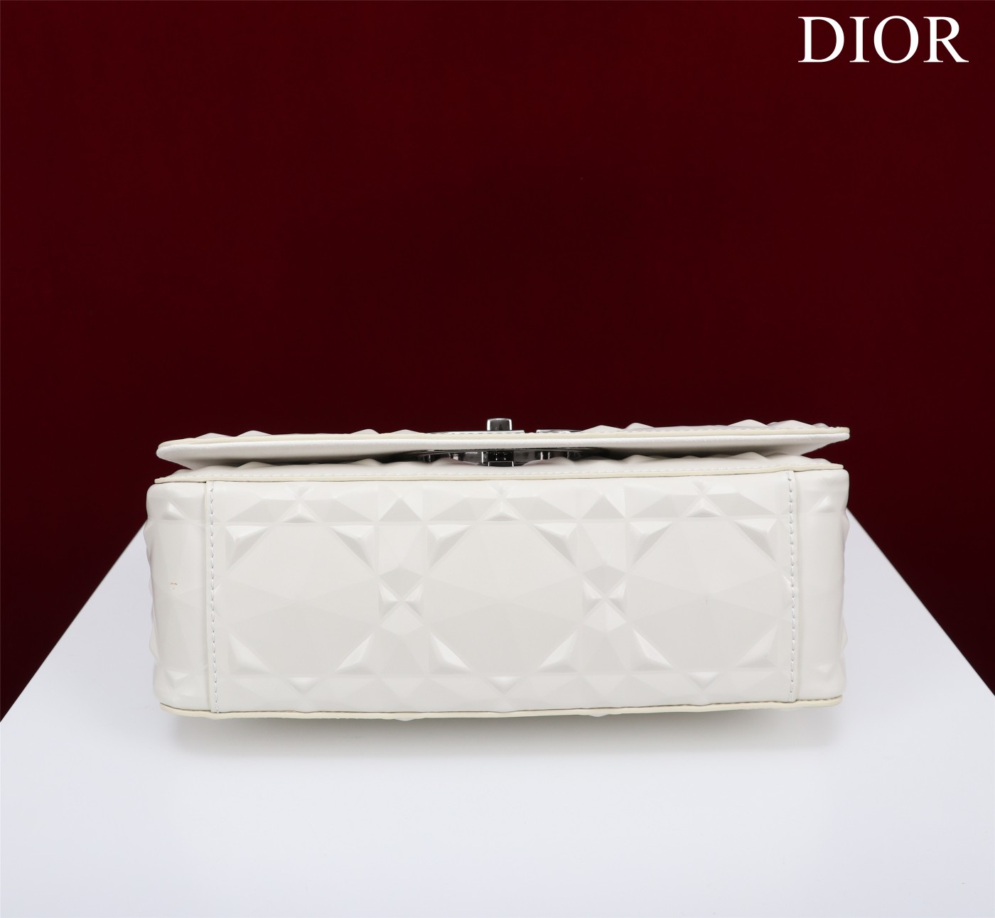 Bagsaaa D10r Caro Medium Shoulder Bag White With Black Hardware - 25×15×8cm
