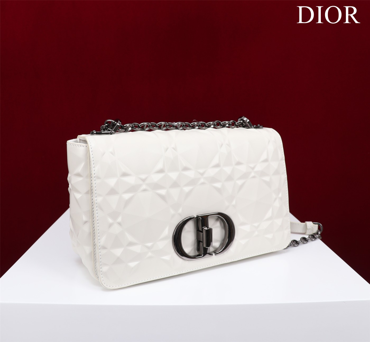 Bagsaaa D10r Caro Medium Shoulder Bag White With Black Hardware - 25×15×8cm