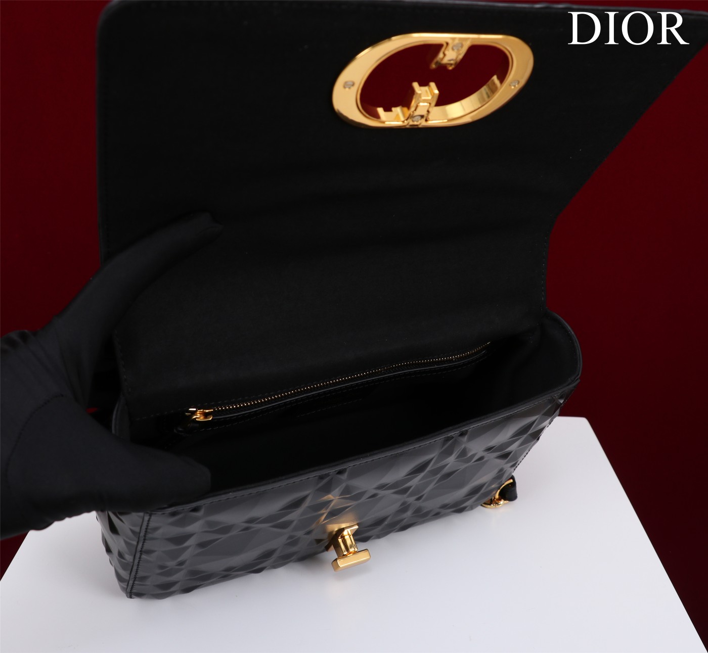 Bagsaaa D10r Caro Medium Shoulder Bag Black With Gold Hardware - 25×15×8cm